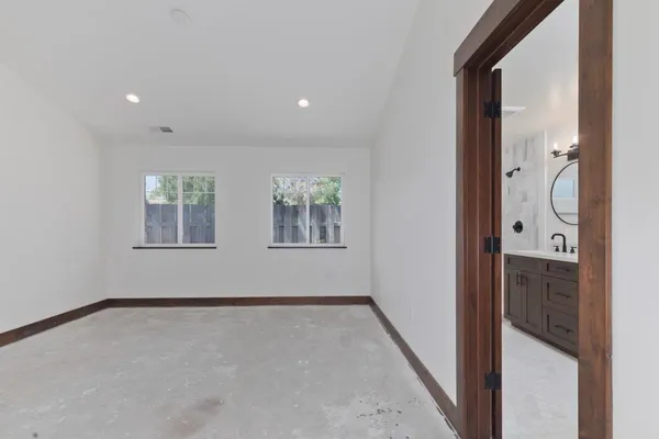 $1,149,000 | 807 South Barlow Lane, Bishop, CA 93514