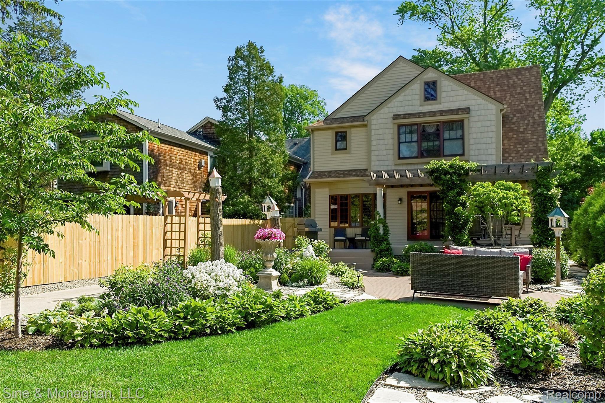 671 Washington Road Grosse Pointe, MI 48230 - Photo 62 of 62 8402501.jpg