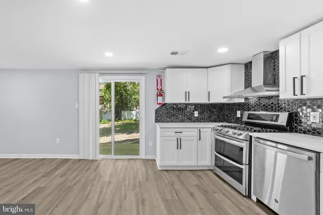 $260,000 | 27 East Phoenix Avenue, Lawnside, NJ 08045