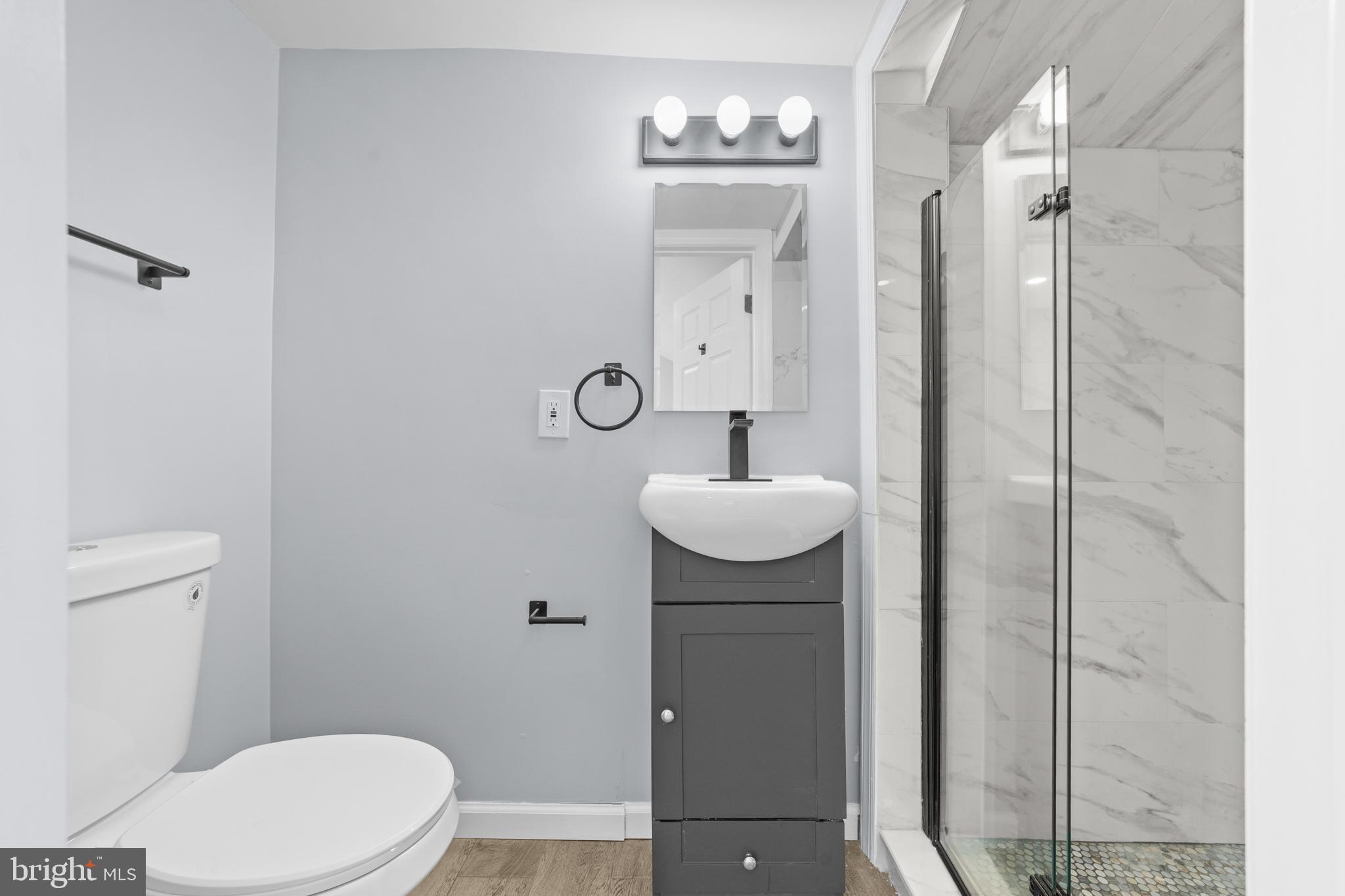 27 East Phoenix Avenue Lawnside, NJ 08045 - Photo 18 of 25