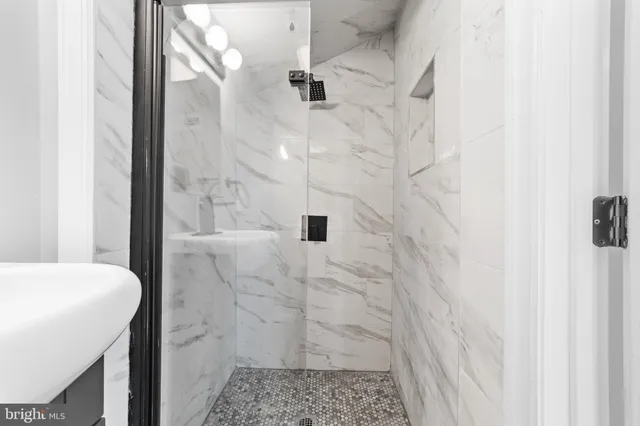 $260,000 | 27 East Phoenix Avenue, Lawnside, NJ 08045