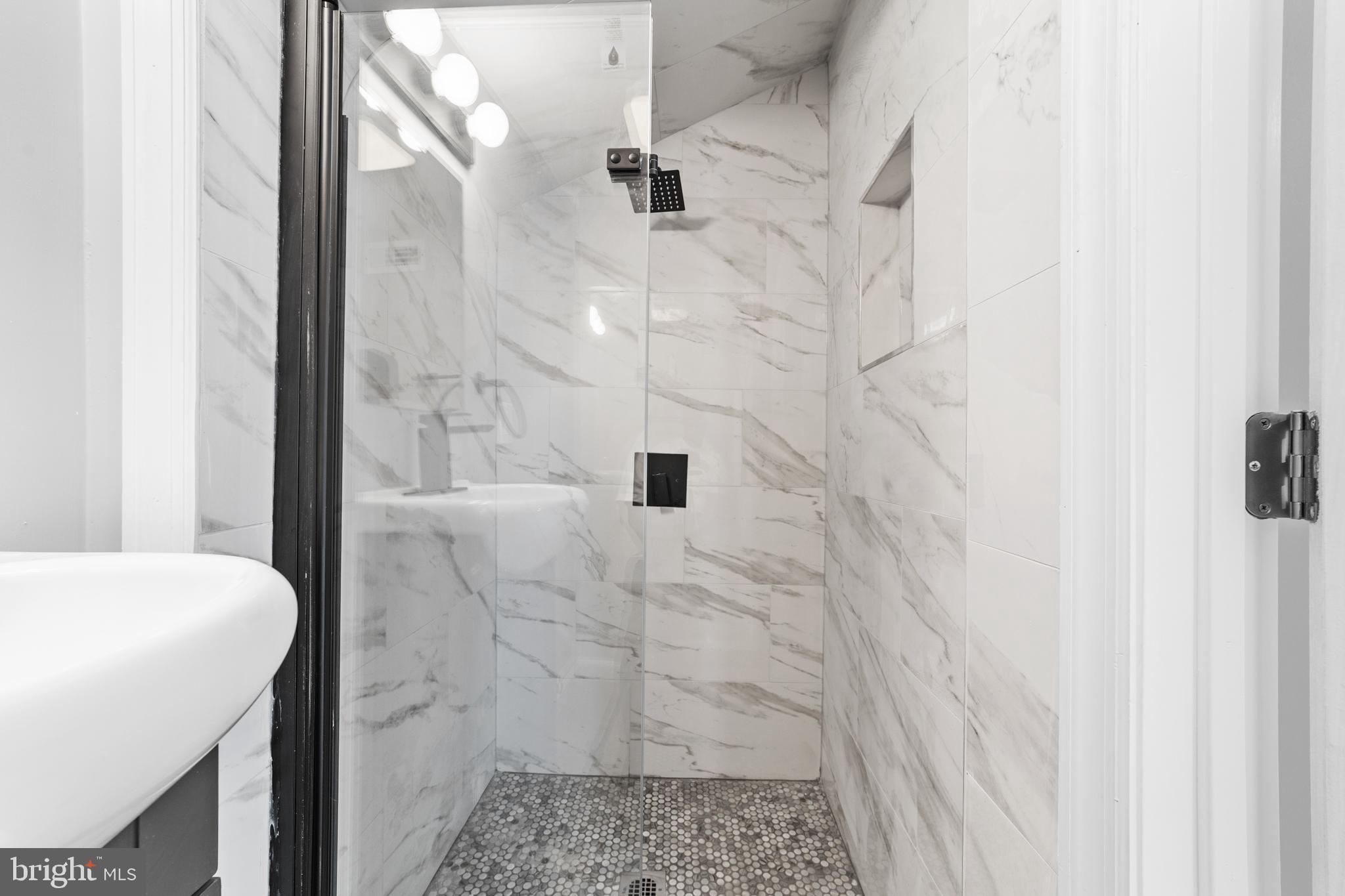 27 East Phoenix Avenue Lawnside, NJ 08045 - Photo 19 of 25