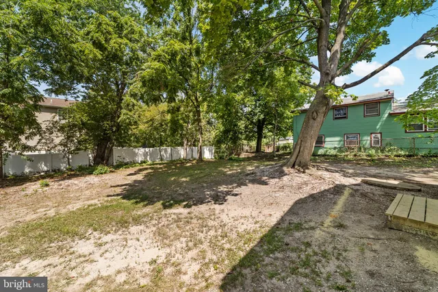 $260,000 | 27 East Phoenix Avenue, Lawnside, NJ 08045