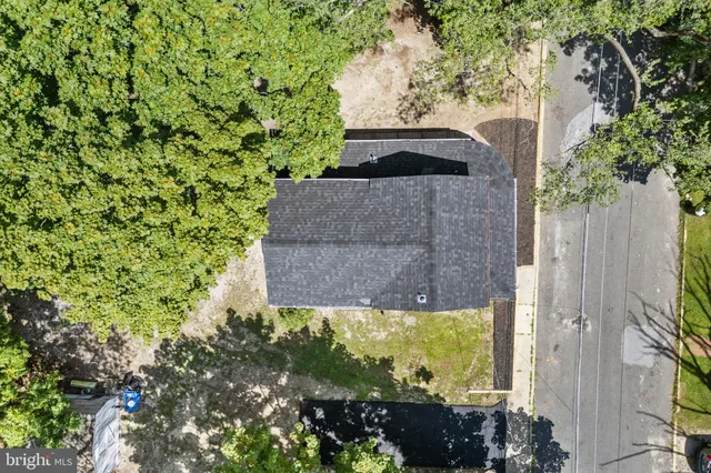 $260,000 | 27 East Phoenix Avenue, Lawnside, NJ 08045