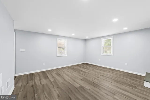 $260,000 | 27 East Phoenix Avenue, Lawnside, NJ 08045