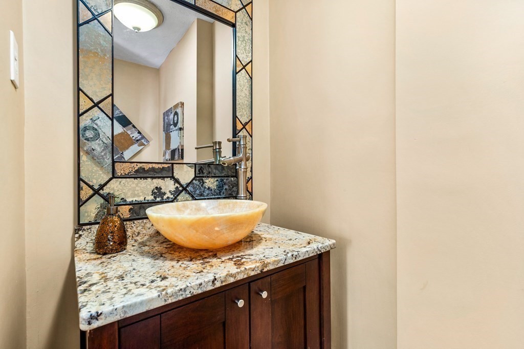 28 Falcon Road Sharon, MA 02067 - Photo 15 of 35