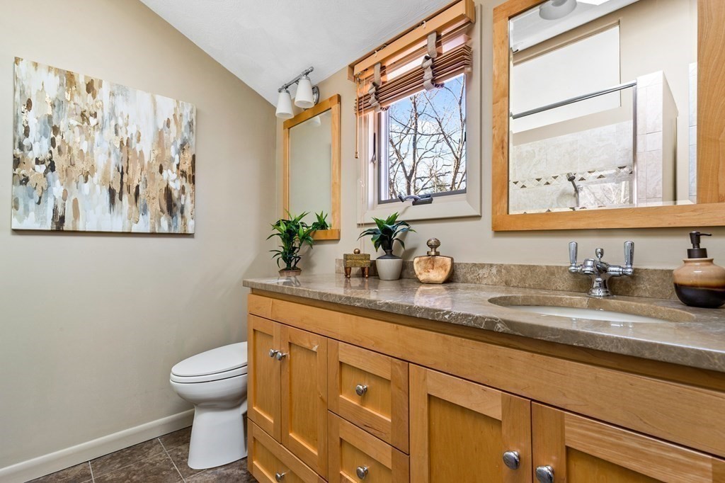 28 Falcon Road Sharon, MA 02067 - Photo 19 of 35