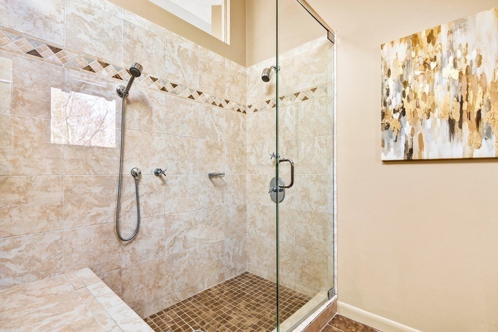 28 Falcon Road Sharon, MA 02067 - Photo 20 of 35