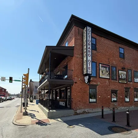 $1,550 | 2 South 3rd Street, Unit 2, Oxford, PA 19363