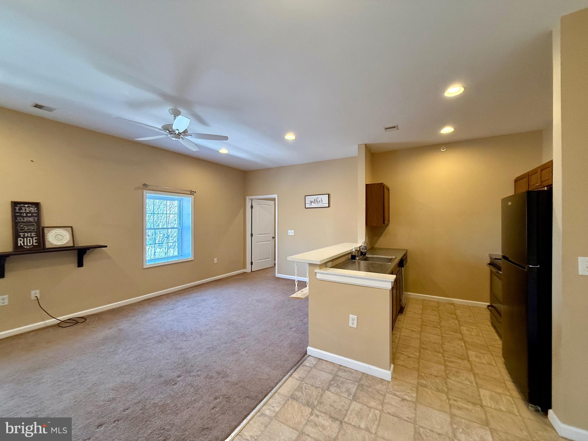 2 South 3rd Street, Unit 2 Oxford, PA 19363 - Photo 4 of 12