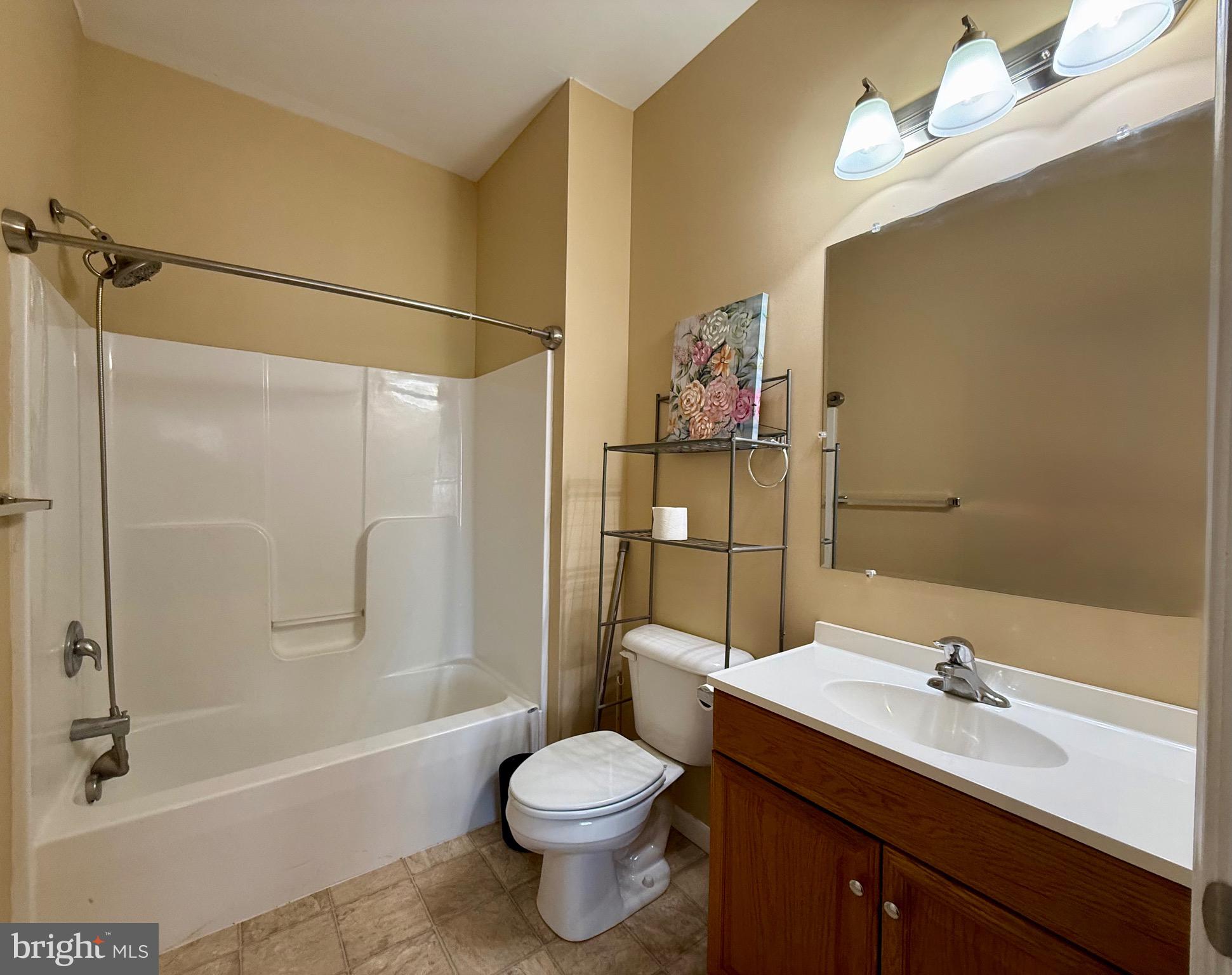 2 South 3rd Street, Unit 2 Oxford, PA 19363 - Photo 8 of 12