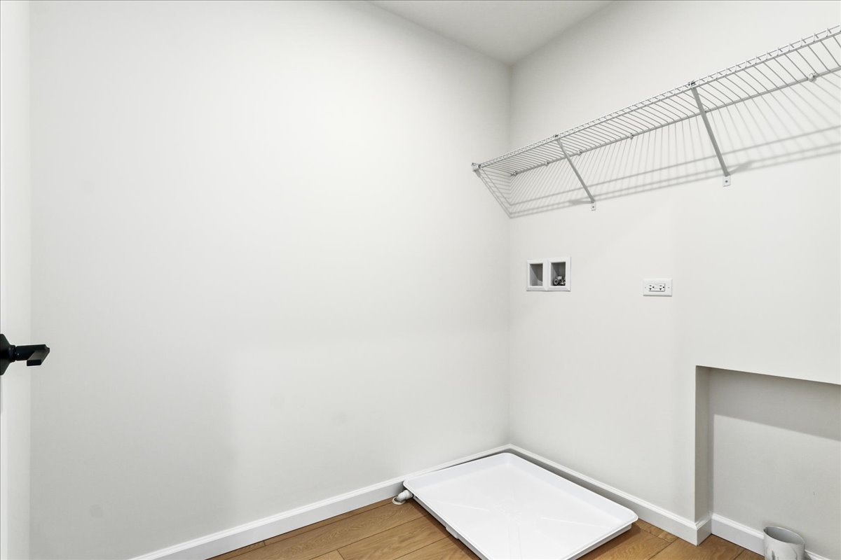 667 Switchgrass Way, Unit 62003 Bolingbrook, IL 60490 - Photo 31 of 33 a view of a small space