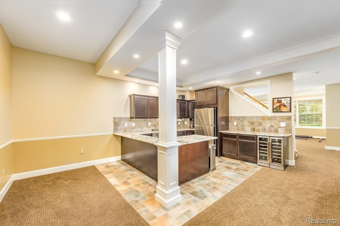 26900 Drake Road Farmington, MI 48331 - Photo 26 of 46 Superb for entertaining, updated appliances and granite countertops