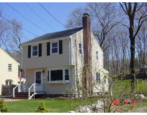 15 Bear Hill Road Reading, MA 01867 - Photo 1 of 13 Gallery Image 1