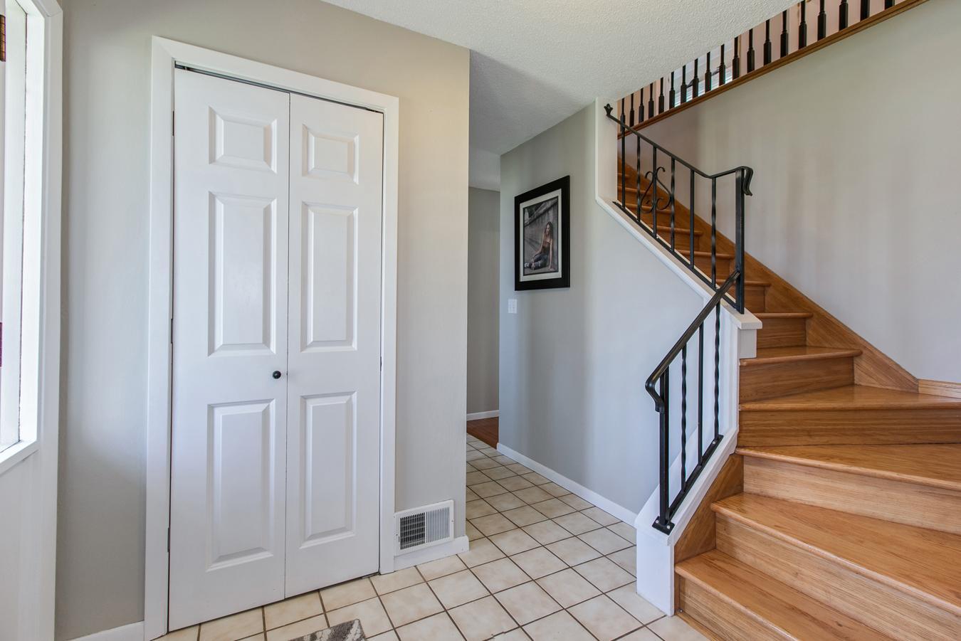 898 Cobb Road Shoreview, MN 55126 - Photo 16 of 34 Gallery Image 16