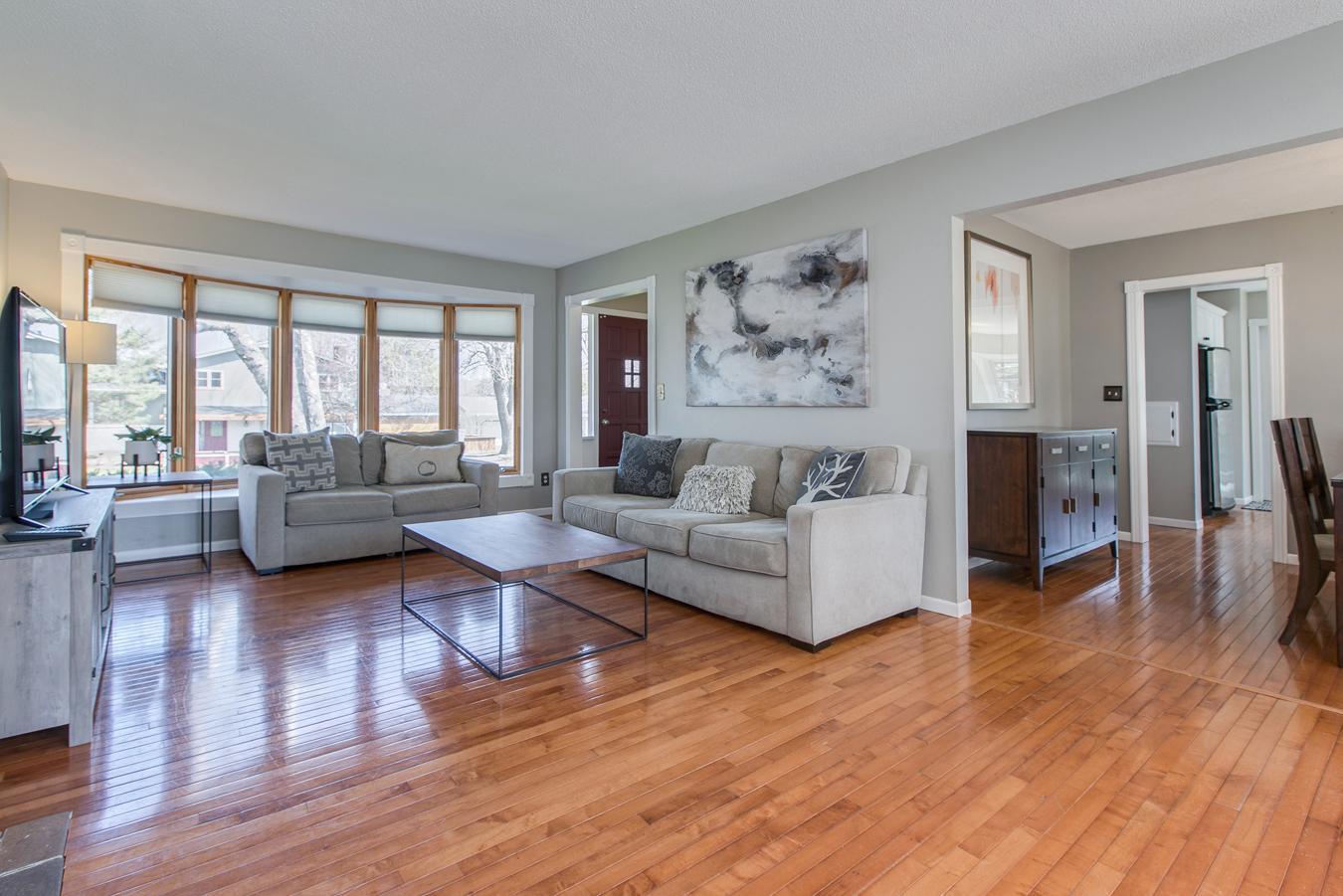 898 Cobb Road Shoreview, MN 55126 - Photo 8 of 34 Gallery Image 8