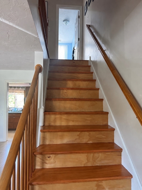 38 Crescent Road, Unit 38 Needham, MA 02494 - Photo 6 of 23 a view of entryway