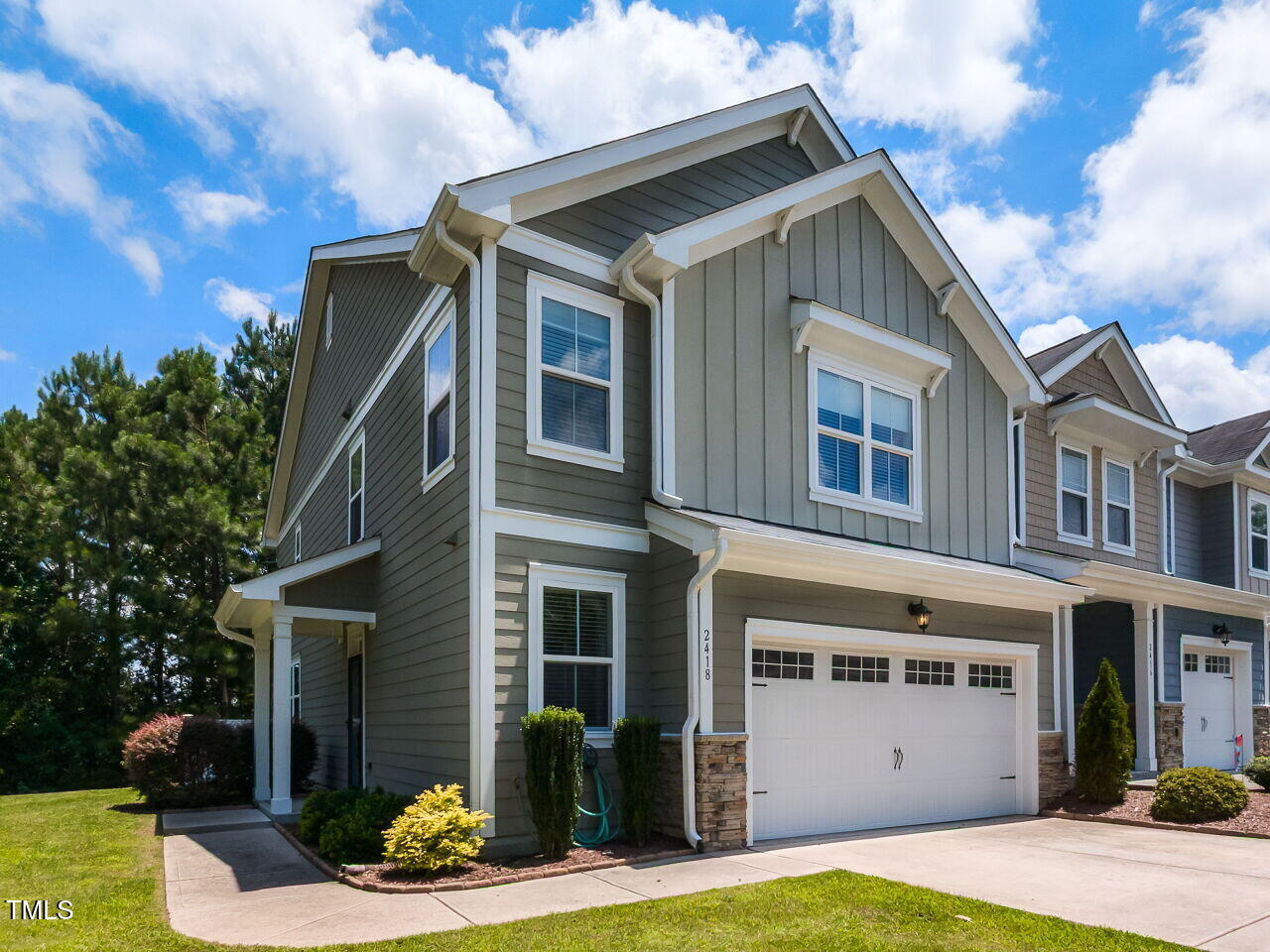 2418 Pecan Ridge Way Apex, NC 27502 - Photo 1 of 36 003-1280x960-2418-pecan-ridge-way