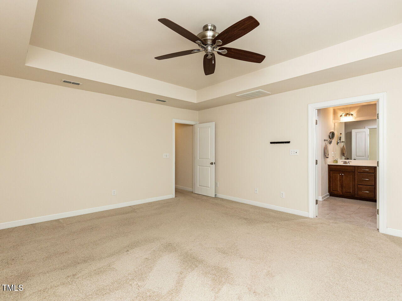 2418 Pecan Ridge Way Apex, NC 27502 - Photo 20 of 36 019-1280x960-master-bedroom