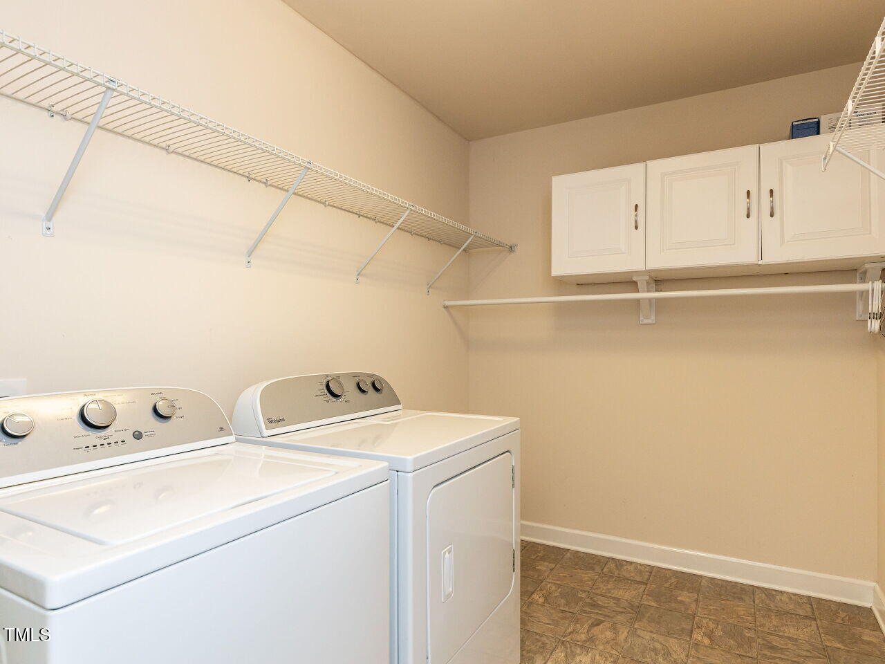 2418 Pecan Ridge Way Apex, NC 27502 - Photo 23 of 36 022-1280x960-laundry-room