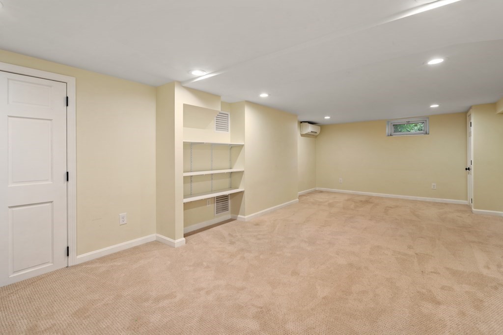 14 King Philip Road Sudbury, MA 01776 - Photo 28 of 33