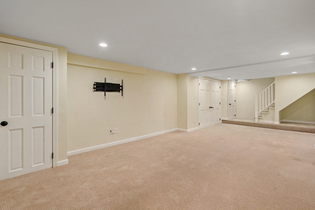 14 King Philip Road Sudbury, MA 01776 - Photo 29 of 33