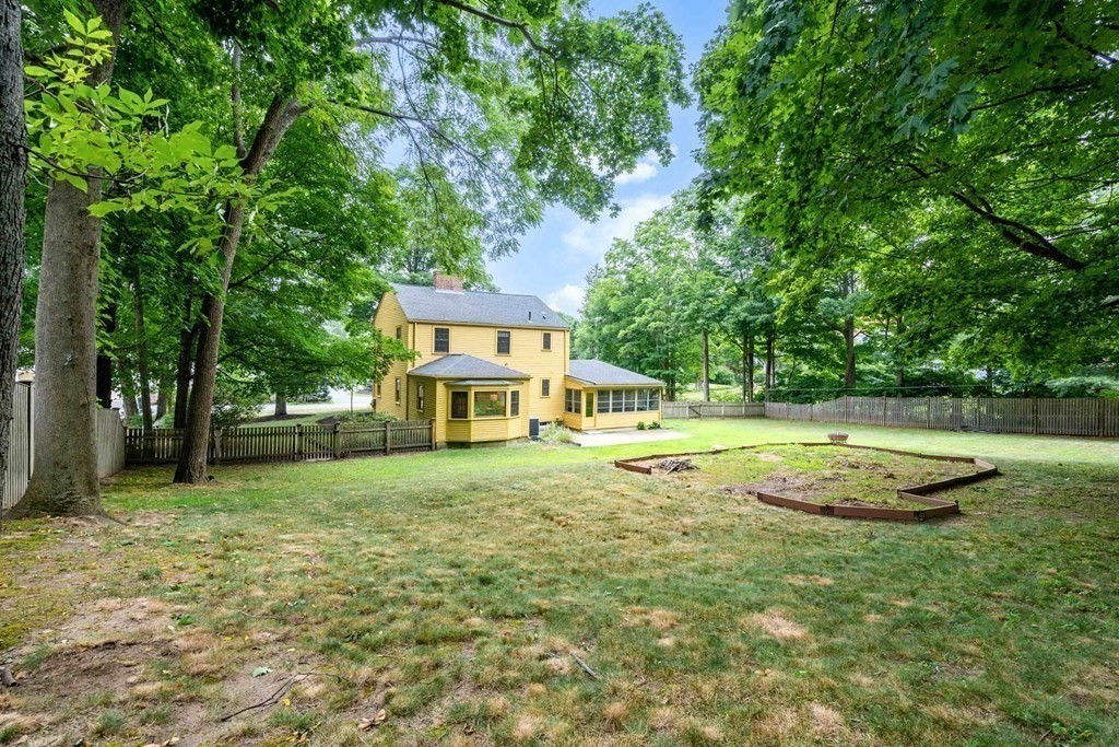 14 King Philip Road Sudbury, MA 01776 - Photo 31 of 33