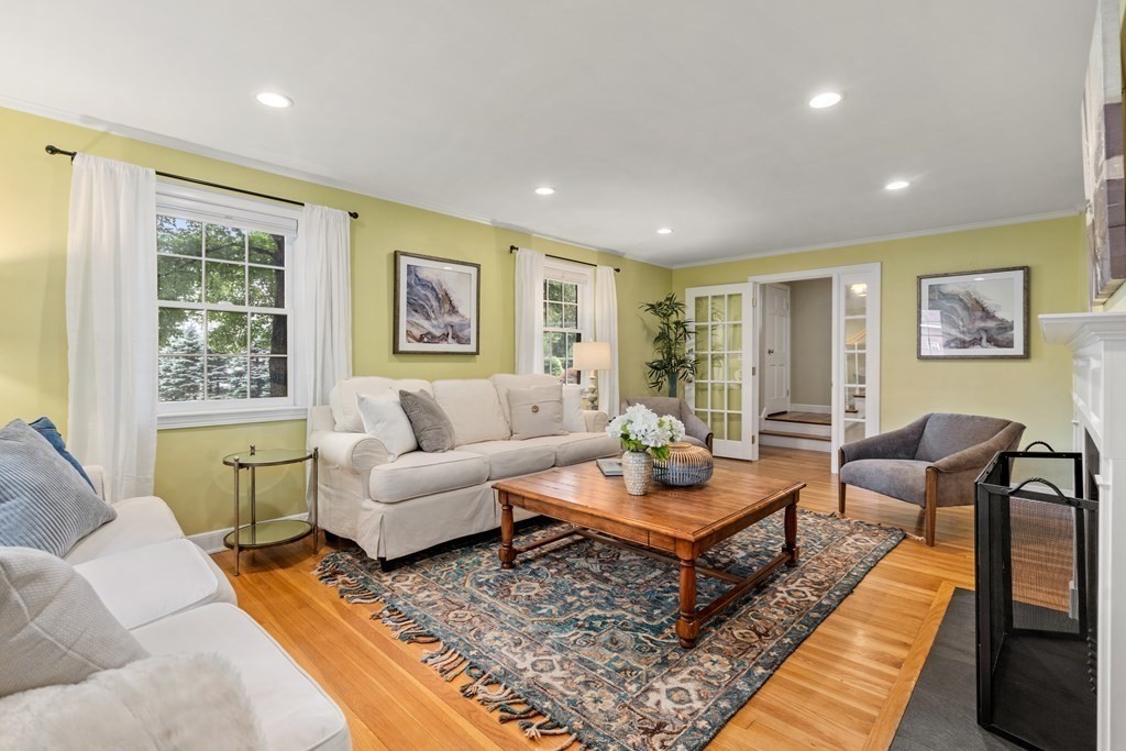 14 King Philip Road Sudbury, MA 01776 - Photo 7 of 33