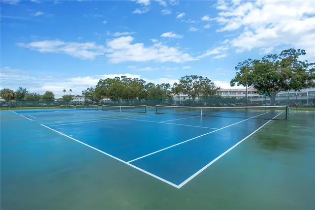 a view of a tennis court