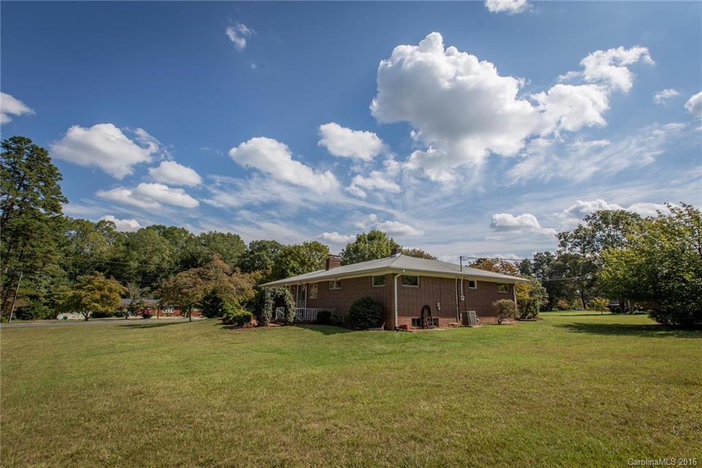 1604 Bellevue Road Salisbury, NC 28144 - Photo 11 of 24 Gallery Image 11