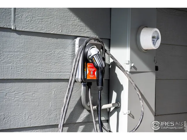 $899,900 | 325 South Cherrywood Drive, Lafayette, CO 80026