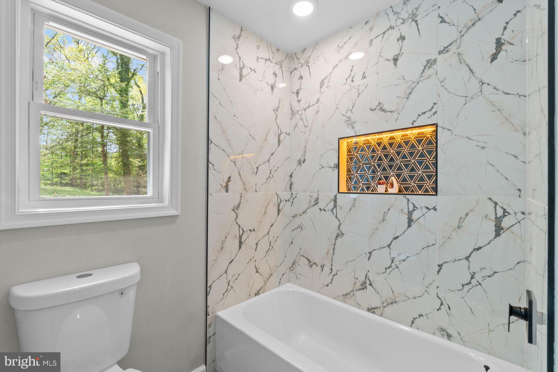 5001 Sharon Road Temple Hills, MD 20748 - Photo 11 of 25