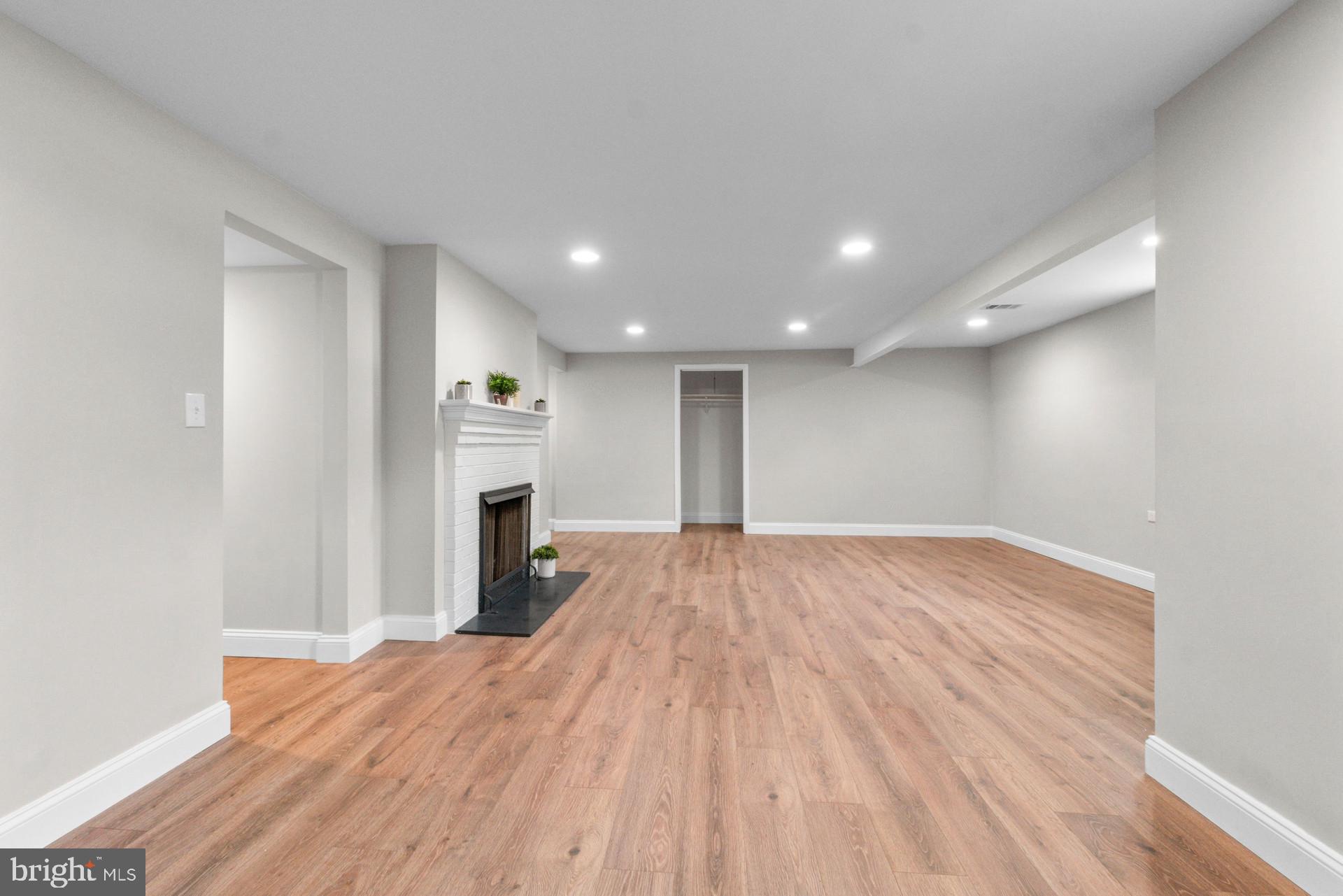 5001 Sharon Road Temple Hills, MD 20748 - Photo 14 of 25 Enterteinment room