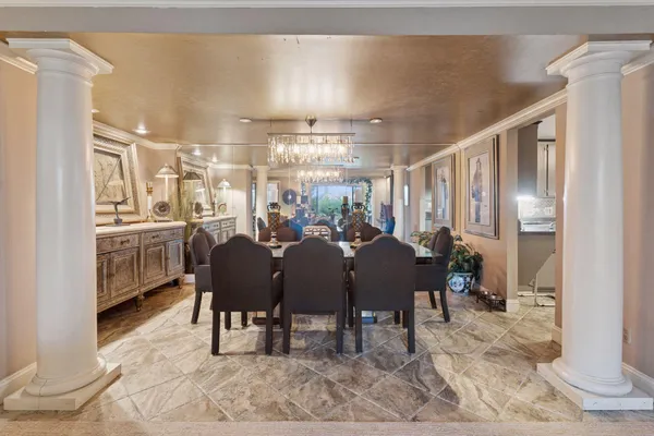 $185,000 | 3076 Lexington Avenue North, Unit A6, Roseville, MN 55113