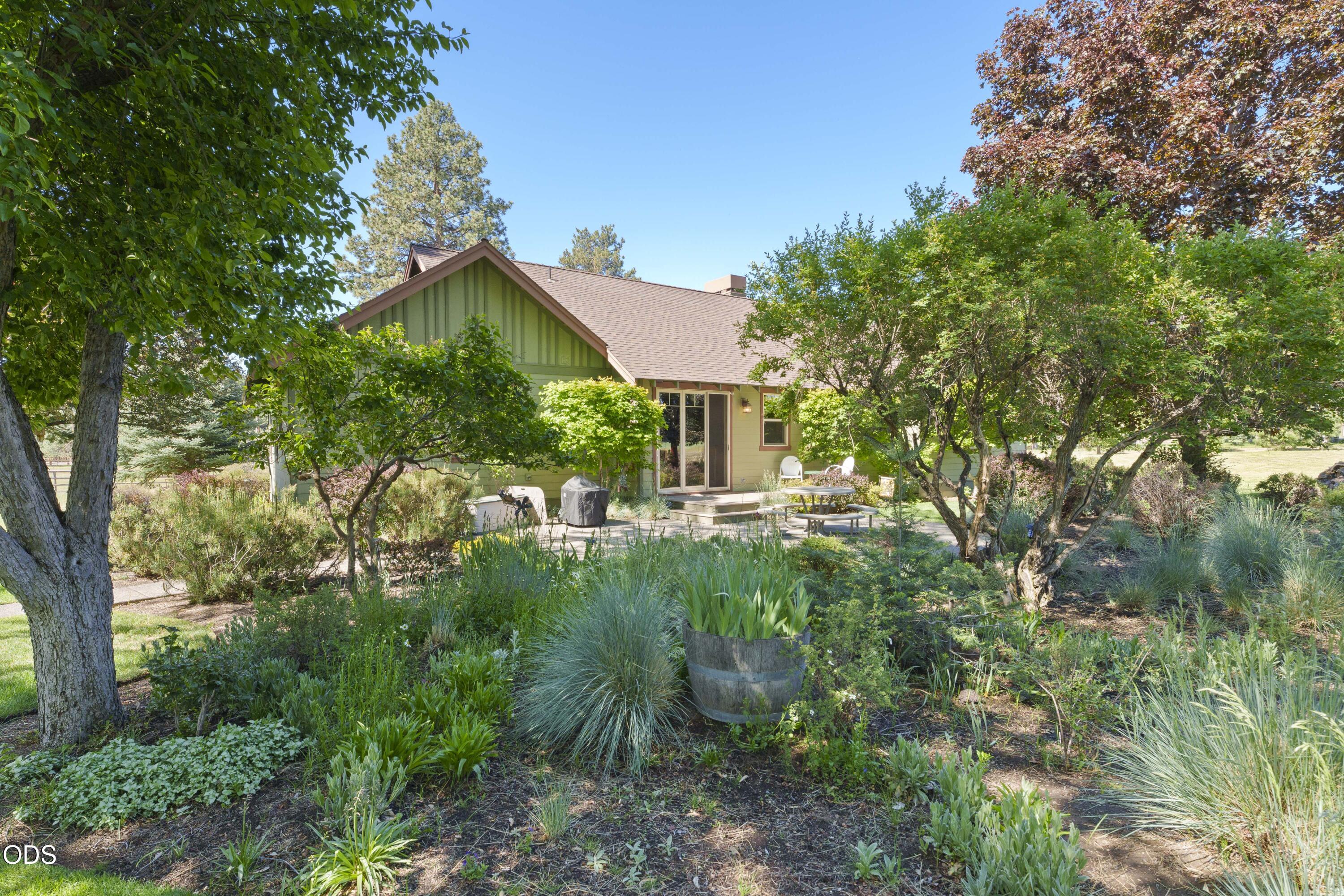 63330 S Road Bend, OR 97703 - Photo 30 of 54 DSC00891