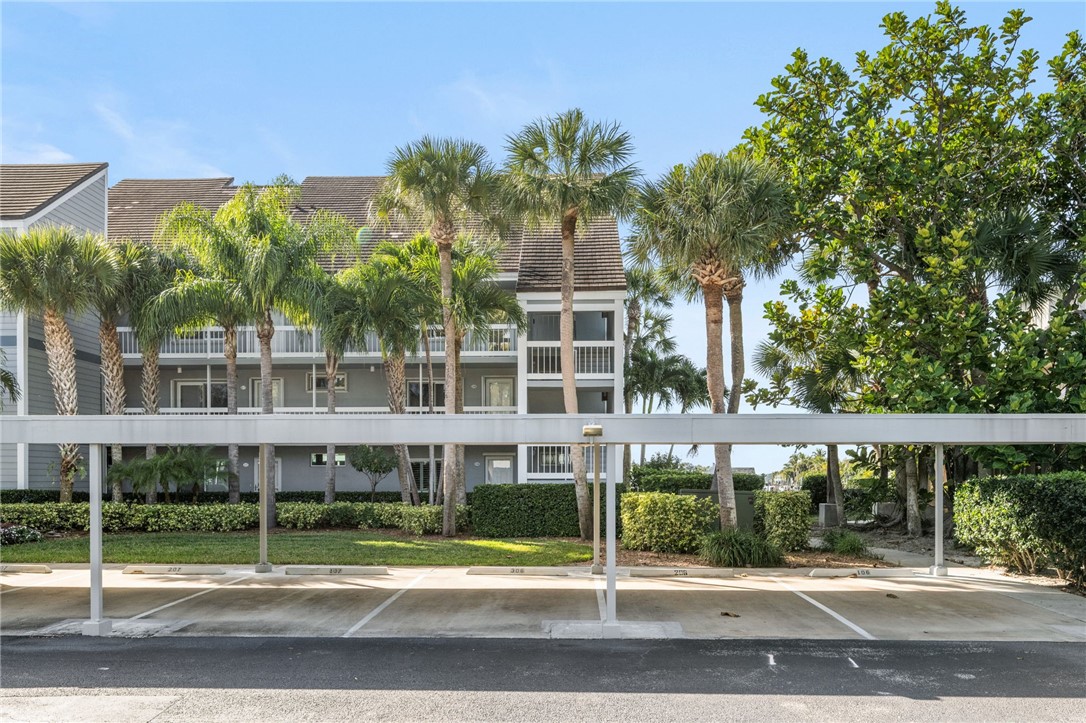 2135 Windward Way, Unit 106 Vero Beach, FL 32963 - Photo 26 of 36