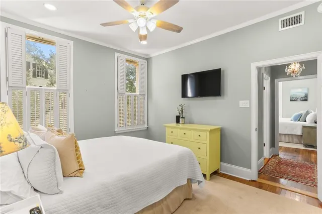 $625,000 | 5421 St Charles Avenue, Unit 2D, New Orleans, LA 70115