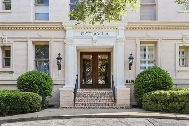 $625,000 | 5421 St Charles Avenue, Unit 2D, New Orleans, LA 70115
