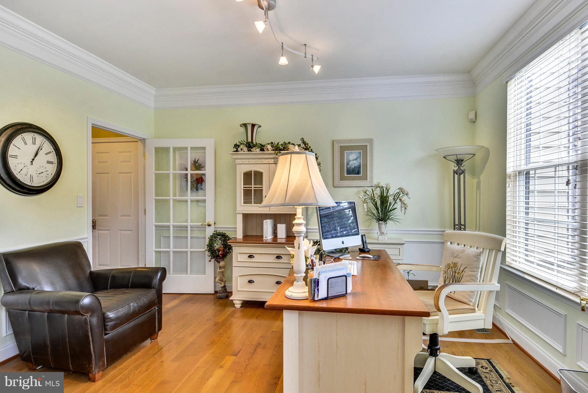 826 Swift Road Pasadena, MD 21122 - Photo 13 of 30 Office has hardwood floors.