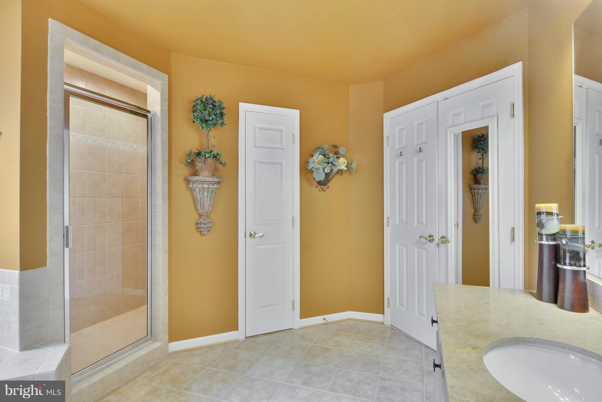 826 Swift Road Pasadena, MD 21122 - Photo 24 of 30 Master Bath has separate shower.