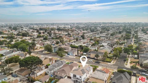 $1,189,800 | 3815 West 60th Street, Los Angeles, CA 90043