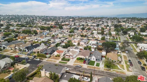 $1,189,800 | 3815 West 60th Street, Los Angeles, CA 90043
