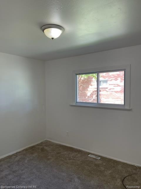 18215 Fitzpatrick Street Detroit, MI 48228 - Photo 11 of 14