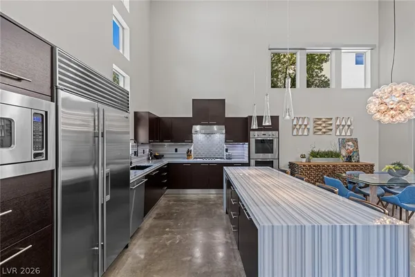 $1,195,000 | 1425 Canyon Ledge Court, Las Vegas, NV 89117