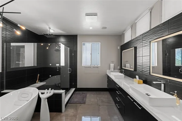 $1,195,000 | 1425 Canyon Ledge Court, Las Vegas, NV 89117