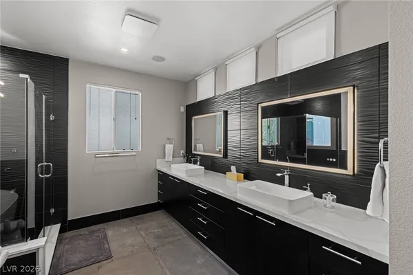 $1,195,000 | 1425 Canyon Ledge Court, Las Vegas, NV 89117