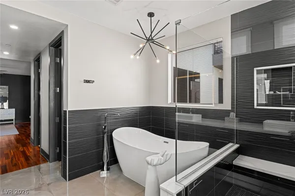 $1,195,000 | 1425 Canyon Ledge Court, Las Vegas, NV 89117