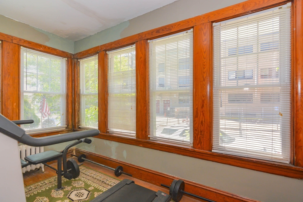 25 Maple Avenue Everett, MA 02149 - Photo 15 of 42