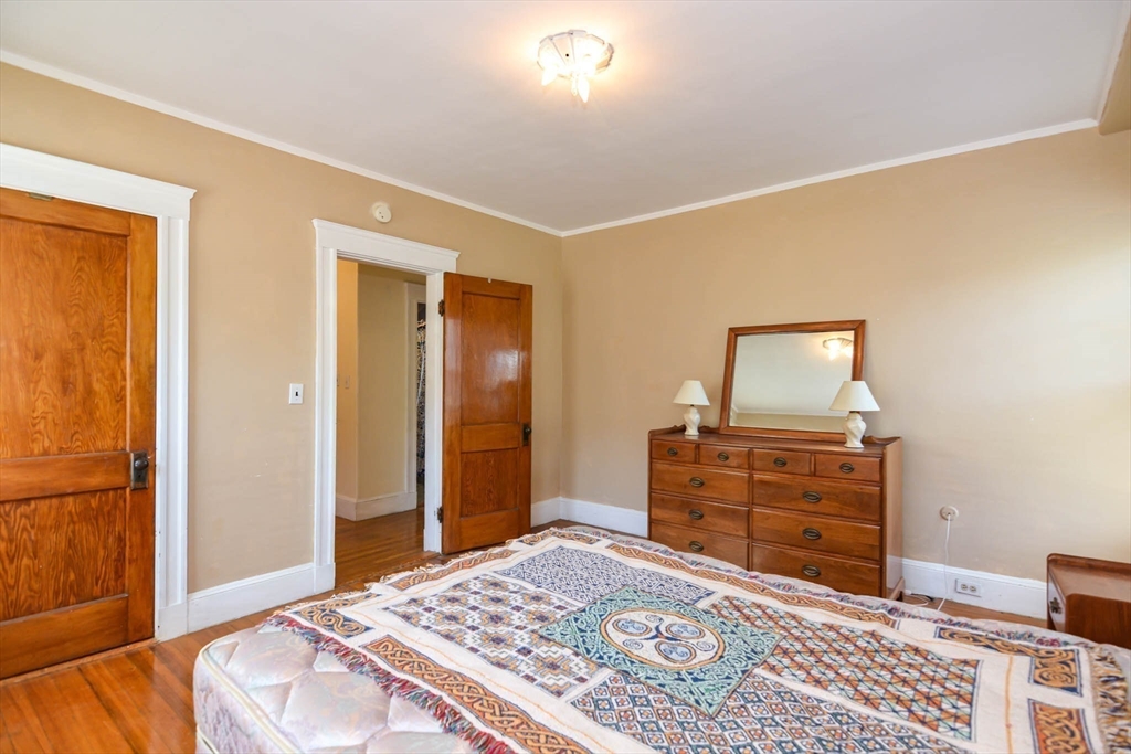 25 Maple Avenue Everett, MA 02149 - Photo 22 of 42