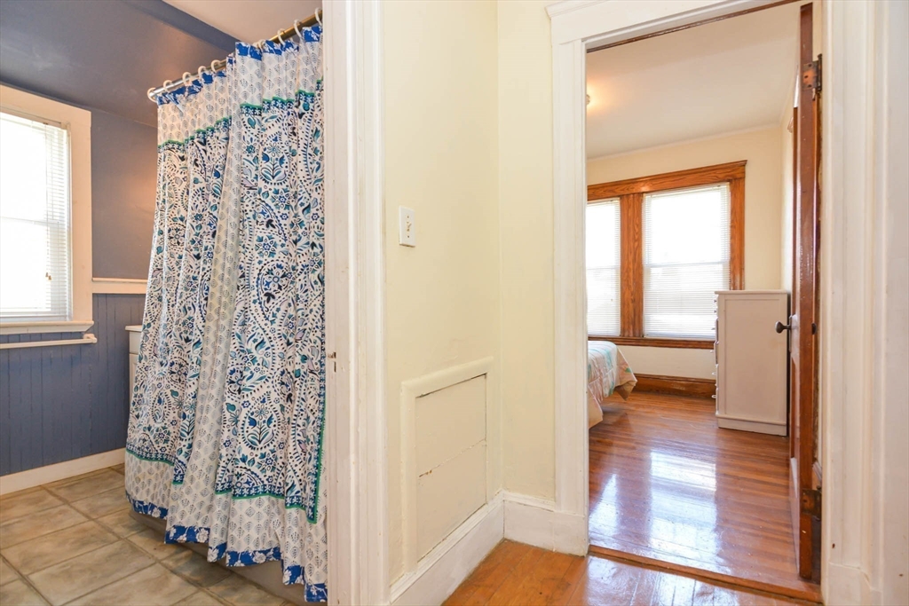 25 Maple Avenue Everett, MA 02149 - Photo 24 of 42